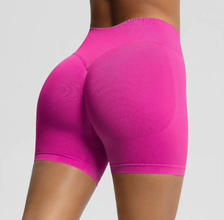 Sømløse sportsshorts for kvinner med løftende effekt